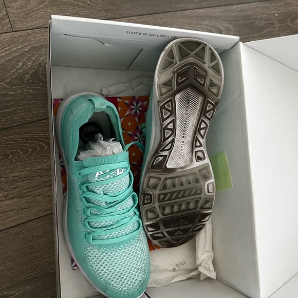 APL Tech Loom Breeze Running Shoe - Picture 5 of 5